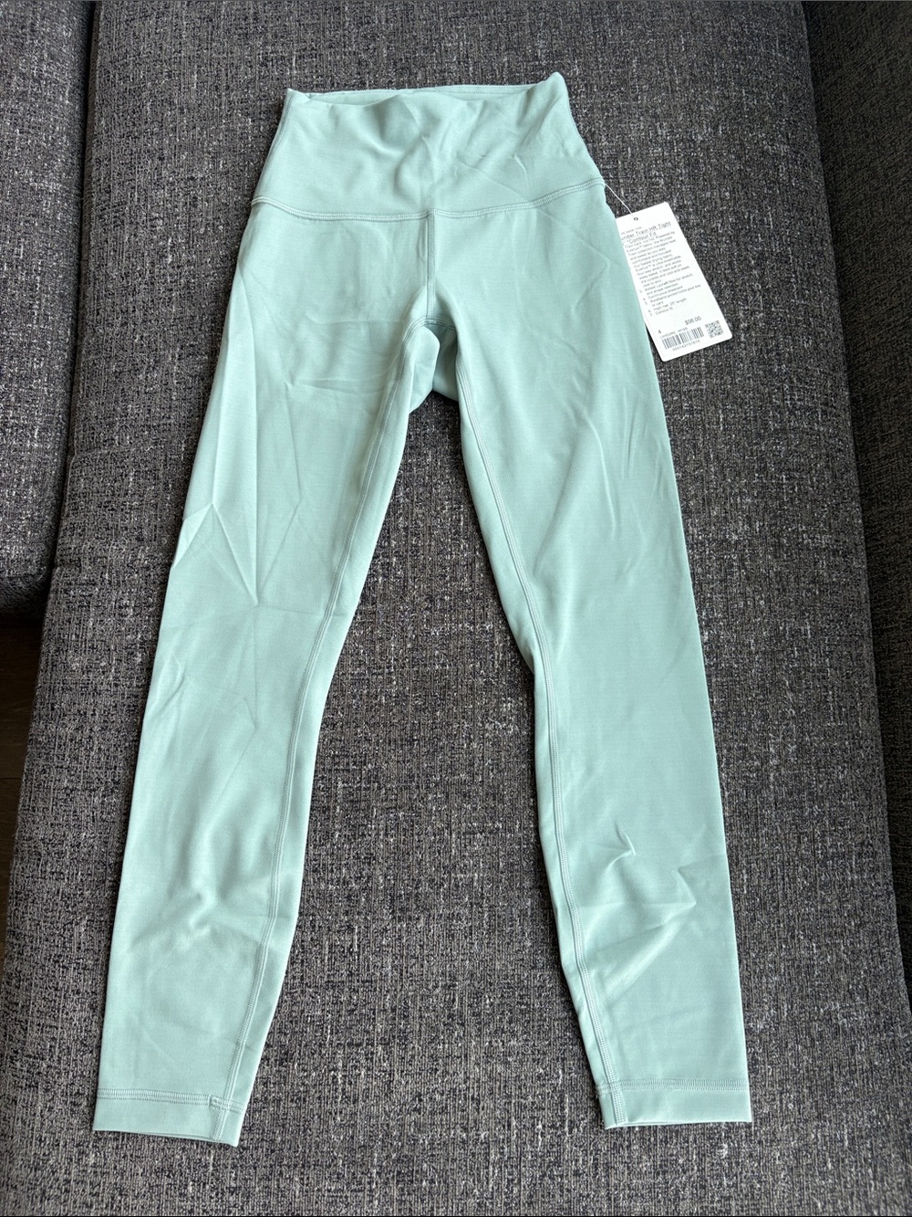 Lululemon Wunder Train HR Tight Contour Fit in Misty Glade Size 4